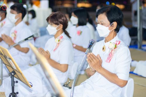 ภาพ No.73961:พิธีถวายภัตตาหารเป็นสังฆทาน แด่คณะพระธรรมยาตราฯ ในโครงการธรรมยาตรากตัญญูบูชา มหาปูชนียาจารย์ พระมงคลเทพมุนี(สด จนฺทสโร) พระผู้ปราบมาร อนุสรณ์สถาน 7 แห่ง ปีที่ 11 วันที่ 24 มกราคม พ.ศ. 2566