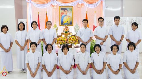 ภาพ No.67829:คณะอุบาสก อุบาสิกา วัดพระธรรมกาย และมูลนิธิธรรมกาย ลงนามถวายพระพร สมเด็จพระเจ้าลูกเธอ เจ้าฟ้าพัชรกิติยาภา นเรนทิราเทพยวดี กรมหลวงราชสาริณีสิริพัชร มหาวัชรราชธิดา