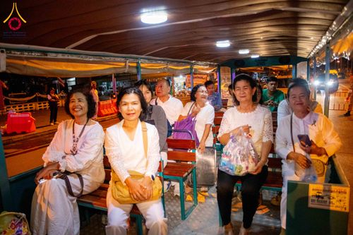 ภาพ No.281478:วันอาทิตย์ที่ 28 ธันวาคม พ.ศ.2568 ตักบาตรพระ 1000 รูป ปีที่ 1 ทำบุญเมืองสตูลส่งท้ายปี ณ หน้าโรงเรียนสตูลวิทยา จ.สตูล