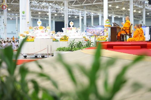 ภาพ No.68790:พิธีบูชาข้าวพระต้อนรับปีใหม่ วันที่ 1 มกราคม พ.ศ. 2566 ณ วัดพระธรรมกาย จ.ปทุมธานี