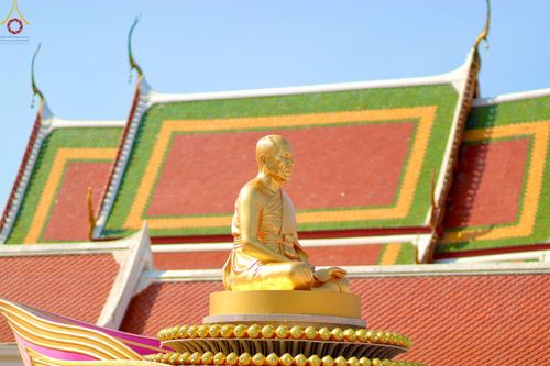 ภาพ No.72220:พิธีต้อนรับพระธรรมยาตรา ในโครงการธรรมยาตรากตัญญูบูชา มหาปูชนียาจารย์ พระมงคลเทพมุนี(สด จนฺทสโร) พระผู้ปราบมาร อนุสรณ์สถาน 7 แห่ง ปีที่ 11 วันที่ 18 มกราคม พ.ศ. 2566 ณ อนุสรณ์สถานลำดับที่ 4 สถานที่เกิดด้วยกายธรรม วัดโบสถ์ (บน) บางคูเวียง อ.บางกรวย จ.นนทบุ