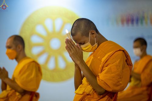 ภาพ No.68591:พิธีสวดมนต์ข้ามปี วันที่ 31 ธันวาคม พ.ศ. 2565 ณ มหารัตนวิหารคด วัดพระธรรมกาย จ.ปทุมธานี