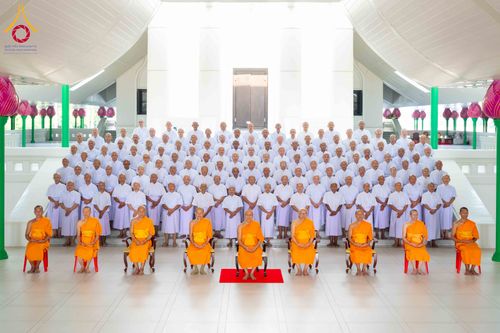 ภาพ No.321338:วันเสาร์ที่ 11 เมษายน พ.ศ.2569 พิธีขอบรรพชา พิธีขอสรณคมณ์และศีล, พิธีถวายบาตร พิธีอุปสมบท โครงการอุปสมบทหมู่ บูชาธรรมหลวงพ่อธัมมชโย พ.ศ.2569 โครงการอุปสมบทหมู่ธรรมทายาท ระดับอุดมศึกษา รุ่น 53 (ภาคฤดูร้อน) ณ วัดพระธรรมกาย ปทุมธานี