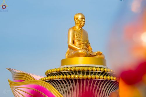 ภาพ No.75362:พิธีจุดประทีปถวายเป็นพุทธบูชา และบูชาธรรมมหาปูชนียาจารย์ ในโครงการธรรมยาตรากตัญญูบูชา มหาปูชนียาจารย์ พระมงคลเทพมุนี(สด จนฺทสโร) พระผู้ปราบมาร ปีที่ 11 ณ อนุสรณ์สถานลำดับที่ 7 สถานที่ขยายวิชชาธรรมกาย วัดพระธรรมกาย จ.ปทุมธานี วันที่ 31 มกราคม พ.ศ. 2566