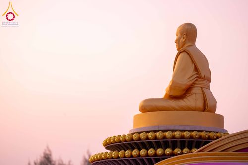 ภาพ No.299740:วันที่ 19 มกราคม พ.ศ.2569 พระธรรมยาตราปฏิบัติธรรมและถ่ายภาพหมู่ประวัติศาสตร์ ณ อนุสรณ์สถานลำดับที่ 5 สถานที่เผยแผ่วิชชาธรรมกายครั้งแรก  อนุสรณ์สถานบางปลาวัดบางปลา อ.บางเลน จ.นครปฐม ในโครงการธรรมยาตรา กตัญญูบูชา มหาปูชนียาจารย์ พระมงคลเทพมุนี(สด จนฺทสโร) 