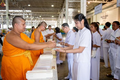 ภาพ No.339705:วันที่ 18 กรกฎาคม พ.ศ.2569 วันมหารำลึก ครั้งที่ 36 ณ ห้องแก้วสารพัดนึก 1 วัดพระธรรมกาย