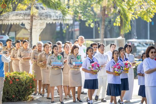 ภาพ No.293195:วันที่ 12 มกราคม พ.ศ. 2569 พิธีทอดผ้าป่าทำนุบำรุงศาสนสถาน ณ วัดไผ่โรงวัว ต.บางตาเถร อ.สองพี่น้อง จ.สุพรรณบุรี ในโครงการธรรมยาตรา กตัญญูบูชา มหาปูชนียาจารย์ พระมงคลเทพมุนี(สด จนฺทสโร) พระผู้ปราบมาร อนุสรณ์สถาน 7 แห่ง ปีที่ 14