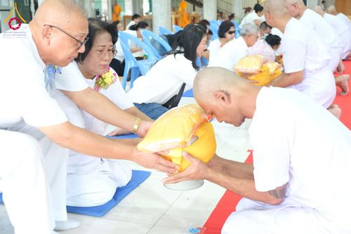 ภาพ No.315553:วันที่ 21 มีนาคม พ.ศ. 2569 โครงการอุปสมบทหมู ภาคฤดูร้อน ศูนย์อบรมเยาวชนนครปฐม อุปสมบท ณ พระอุโบสถ วัดลาดหญ้าไทร