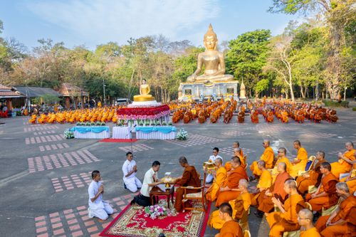 ภาพ No.310474:วันอาทิตย์ที่ 22 กุมภาพันธ์ พ.ศ. 2569 พิธีอัญเชิญพระประธาน “พระธรรมกาย” เพื่อไปประดิษฐาน ณ ธุดงเข้าสถานอำนาจเจริญ จังหวัดอำนาจเจริญ