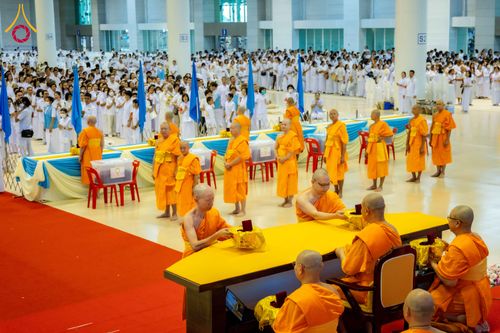 ภาพ No.308568:วันที่ 1 กุมภาพันธ์ พ.ศ. 2569 สัมมนาพิเศษ พิธีมอบพระราชเหล็ก ณ ห้องแก้วสารพัดนึก1 วัดพระธรรมกาย จ.ปทุมธานี