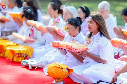 ภาพ No.83846:พิธีเวียนประทักษิณ,พิธีบรรพชาและพิธีอุปสมบทหมู่ ในโครงการอบรมพระธรรมทายาทในทวีปยุโรป  รุ่นที่ 9 วันอาทิตย์ที่ 16 กรกฎาคม พ.ศ. 2566 ณ วัดพระธรรมกายเบเนลักซ์  ประเทศเบลเยียม