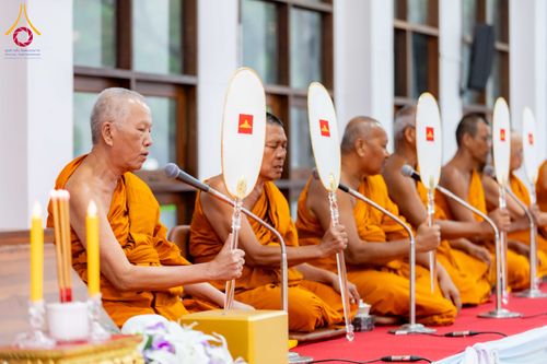 ภาพ No.316212:วันเสาร์ที่ 28 มีนาคม พ.ศ. 2569 พิธีบำเพ็ญกุศล คุณพ่อณรงค์ จินตมากุล  สิริอายุ 99 ปี 11 เดือน โยมบิดา พระครูปลัดรัตนวีรวัฒน์ (รังสฤษดิ์ อิทฺธิจินตโก) ที่ปรึกษาเจ้าคณะจังหวัดปทุมธานี เจ้าอาวาสวัดพระธรรมกาย  ณ ห้องปลูกศรัทธา 2 วัดพระธรรมกาย ปทุมธานี