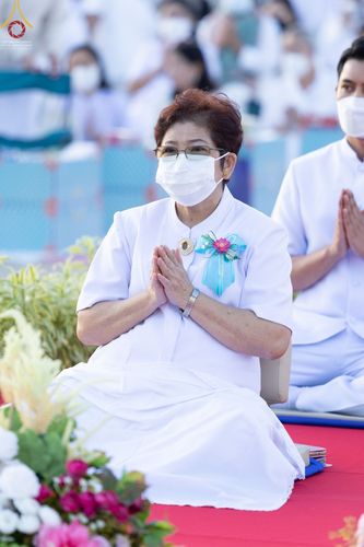 ภาพ No.68701:พิธีตักบาตรฉลองพระใหม่ วันที่ 1 มกราคม พ.ศ. 2566 ณ วัดพระธรรมกาย จ.ปทุมธานี