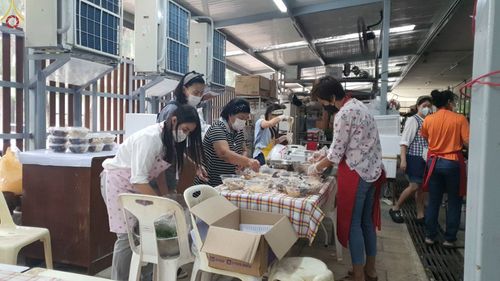 ภาพ No.65782:การเตรียมงานอุปสมบท วัดเกิดการอุดมและวัดมงคลพุการาม อ.คลองหลวง จ.ปทุมธานี โดยเจ้าหน้าที่สำนักสื่อ DMC ในโครงการอุปสมบทบูชาธรรม มหาปูชนียาจารย์ประจำปี 2565 เมื่อวันที่ 6 ธันวาคม พ.ศ. 2565