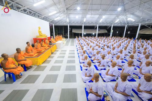 ภาพ No.285621:วันที่ 26-30  พฤศจิกายน พ.ศ. 2568  กิจกรรมสวดมนต์ นั่งสมาธิ ฟังธรรม ของนาคธรรมทายาท ในโครงการบวชบูชาธรรมมหาปูชนียาจารย์  ณ ศูนย์ปฏิบัติธรรมบุรีรัมย์ จ.บุรีรัมย์