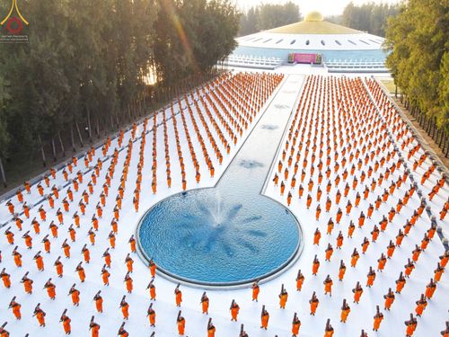 ภาพ No.68295:พุทธบุตรธรรมยาตรา ปฏิบัติธรรมและบันทึกภาพประวัติศาสตร์ ในโครงการธรรมยาตรา เส้นทางพระผู้ปราบมาร ปีที่ 11 ณ วัดพระธรรมกาย จ.ปทุมธานี วันที่ 22 ธันวาคม พ.ศ. 2565