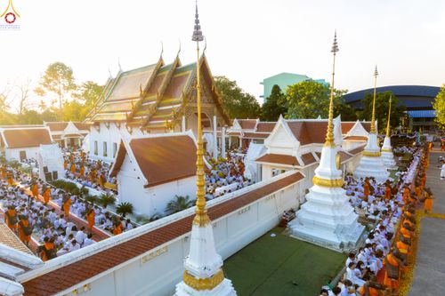 ภาพ No.295368:วันที่ 16 มกราคม พ.ศ. 2569 พิธีต้อนรับพระธรรมยาตรา อนุสรณ์สถานลำดับที่ 4 (ภาพชุดที่ 2) สถานที่เกิดด้วยกายธรรม ณ วัดโบสถ์บน ต.บางคูเวียง จ.นนทบุรี ในโครงการธรรมยาตรา กตัญญูบูชา มหาปูชนียาจารย์ พระมงคลเทพมุนี(สด จนฺทสโร) พระผู้ปราบมาร อนุสรณ์สถาน 7 แห่ง ปี