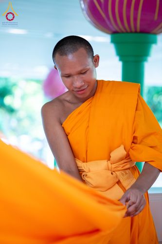 ภาพ No.321379:วันเสาร์ที่ 11 เมษายน พ.ศ.2569 พิธีขอบรรพชา พิธีขอสรณคมณ์และศีล, พิธีถวายบาตร พิธีอุปสมบท โครงการอุปสมบทหมู่ บูชาธรรมหลวงพ่อธัมมชโย พ.ศ.2569 โครงการอุปสมบทหมู่ธรรมทายาท ระดับอุดมศึกษา รุ่น 53 (ภาคฤดูร้อน) ณ วัดพระธรรมกาย ปทุมธานี