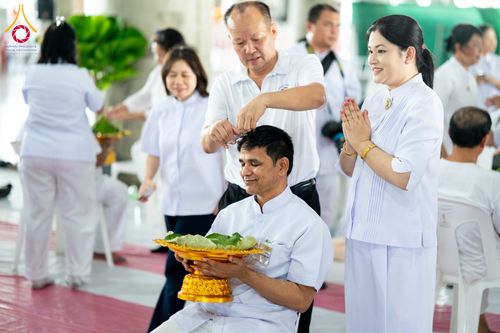 ภาพ No.339763:วันที่ 19 กรกฎาคม พ.ศ.2569 พิธีตัดปอยผม โครงการบวชพระนานาชาติ AEC และ WAB รุ่นที่ 10 THE AEC & INTERNATIONAL ORDINATION PROGRAM ณ มหารัตนวิหารคด 30 วัดพระธรรมกาย ปทุมธานี