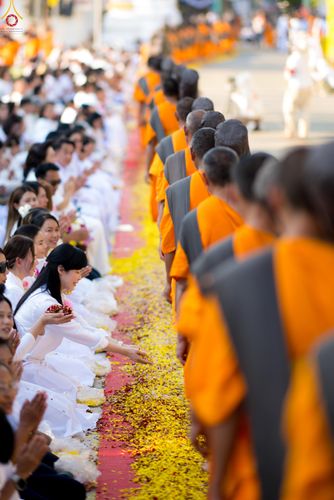 ภาพ No.295356:วันที่ 16 มกราคม พ.ศ. 2569 พิธีต้อนรับพระธรรมยาตรา อนุสรณ์สถานลำดับที่ 4 (ภาพชุดที่ 2) สถานที่เกิดด้วยกายธรรม ณ วัดโบสถ์บน ต.บางคูเวียง จ.นนทบุรี ในโครงการธรรมยาตรา กตัญญูบูชา มหาปูชนียาจารย์ พระมงคลเทพมุนี(สด จนฺทสโร) พระผู้ปราบมาร อนุสรณ์สถาน 7 แห่ง ปี