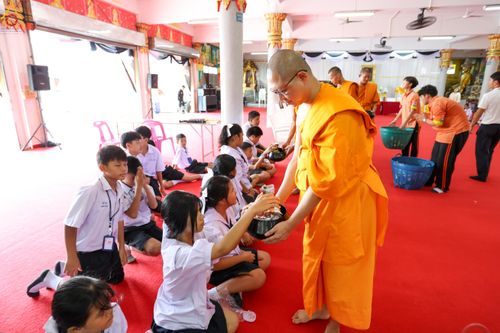 ภาพ No.338523:วันที่ 2-3 กรกฎาคม พ.ศ.2569 โครงการอบรมคุณธรรม จริยธรรมและความดีสากล ประจำปีการศึกษา2569 นักเรียนกว่า 150 คน  ณ วัดราษฎร์บูรณะ (วัดบางปลา) ต.บางปลา อ.บางพลี จ.สมุทรปราการ