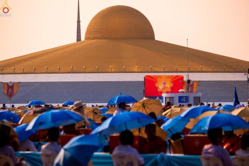 ภาพ No.323970:วันที่ 22 เมษายน พ.ศ.2569 (วันคุ้มครองโลก) พิธีถวายมหาสังฆทาน 40,000 กว่าวัดทั่วประเทศ ณ ลานธรรม พระมหาธรรมกายเจดีย์ วัดพระธรรมกาย