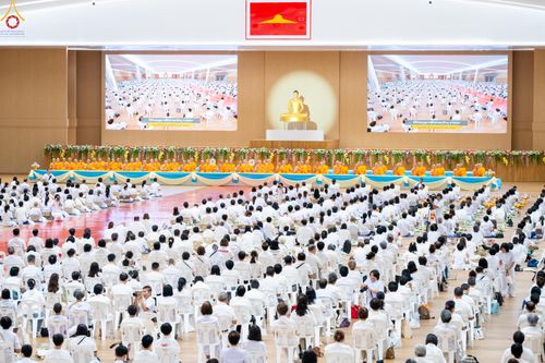 ภาพ No.329062:วันอาทิตย์ที่ 17 พฤษภาคม พ.ศ.2569 พิธีร่วมบุญการศึกษาพระภิกษุสามเณร (หนังสือบาลี นักธรรม ทางก้าวหน้า World-Pec) ณ ห้องแก้วสารพัดนึก 2 วัดพระธรรมกาย