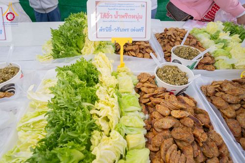 ภาพ No.291449:วันที่ 10 มกราคม พ.ศ. 2569 พิธีถวายภัตตาหารเป็นสังฆทาน แด่พระธรรมยาตรา ณ อนุสรณ์สถานคลองบางนางแท่น อ.สามพราน จ.นครปฐม ในโครงการธรรมยาตรา กตัญญูบูชา มหาปูชนียาจารย์ พระมงคลเทพมุนี(สด จนฺทสโร) พระผู้ปราบมาร อนุสรณ์สถาน 7 แห่ง ปีที่ 14