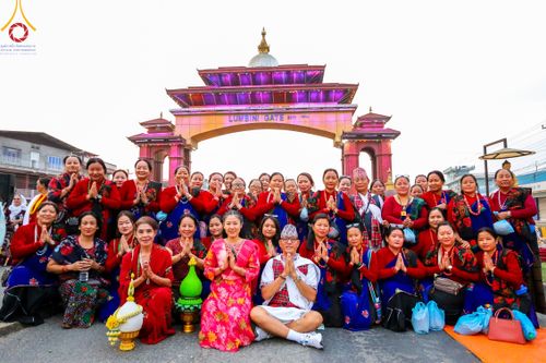 ภาพ No.317114:วันเสาร์ที่ 28 มีนาคม พ.ศ.2569 ธรรมยาตราจาริก ณ ซุ้มประตูลุมพินีเกต(Lumbini Gate) ประเทศเนปาล