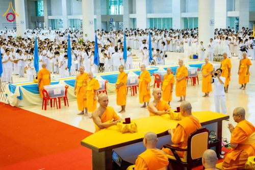 ภาพ No.308567:วันที่ 1 กุมภาพันธ์ พ.ศ. 2569 สัมมนาพิเศษ พิธีมอบพระราชเหล็ก ณ ห้องแก้วสารพัดนึก1 วัดพระธรรมกาย จ.ปทุมธานี