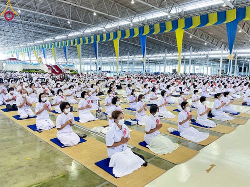 ภาพ No.87922:พิธีรำลึกนักสร้างบารมี ในวันมหารำลึกครั้งที่ 33 วันเสาร์ที่ 16 กันยายน พ.ศ. 2566 ณ หน้ารัตนบัลลังก์ สภาธรรมกายสากล วัดพระธรรมกาย