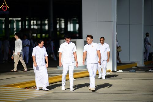 ภาพ No.149993:พิธีตักบาตร , พิธีปฎิบัติธรรม , พิธีถวายภัตตาหารเมนูสวรรค์ ในพรรษาแห่งการเข้าถึงธรรม วันธรรมชัย วันอังคารที่ 27 สิงหาคม พ.ศ.2567 ณ สภาธรรมกายสากล วัดพระธรรมกาย