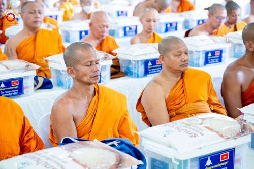 ภาพ No.208545:พิธีถวายสังฆทานแด่คณะสงฆ์ 323 วัด ปีที่ 21 ครั้งที่ 174 พิธีมอบกองทุนหนุนแรงใจช่วยครูใต้ ปีที่ 18 ครั้งที่ 138 และพิธีทำบุญอุทิศส่วนกุศลให้ผู้วายชนม์ ณ วัดบุณณาราม(วัดโคกงู) จ.นราธิวาส วันเสาร์ที่ 15 กุมภาพันธ์ พ.ศ.2568