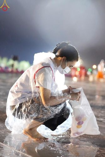 ภาพ No.119476:V.18 ทันทีม การเตรียมงาน เก็บงาน การรับบุญของเจ้าหน้าที่หน่วยงานต่างๆ เพื่อโครงการธรรมยาตรา กตัญญูบูชามหาปูชนียาจารย์ พระมงคลเทพมุนี (สด จนฺทสโร) พระผู้ปราบมาร อนุสรณ์สถาน 7 แห่ง ปีที่ 12 ระหว่างวันที่ 2 - 31 มกราคม พ.ศ.2567