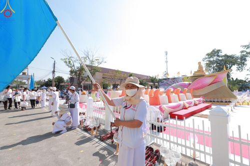 ภาพ No.205541:V.53 สารพัดV สารพัดดี ที่วัดโบสถ์บน ในโครงการธรรมยาตรา กตัญญูบูชา มหาปูชนียาจารย์ พระมงคลเทพมุนี(สด จนฺทสโร) พระผู้ปราบมาร อนุสรณ์สถาน 7 แห่ง ปีที่ 13 ระหว่างวันที่ 2-31 มกราคม พ.ศ. 2568