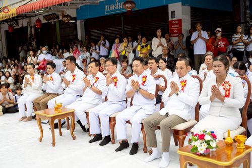 ภาพ No.245338:วันอาทิตย์ที่ 14 กันยายน พ.ศ. 2568 ตักบาตรพระ 555 รูป มหากุศล  น้อมถวายเป็นพุทธบูชา ณ หอนาฬิกาเบตง อ.เบตง จ.ยะลา