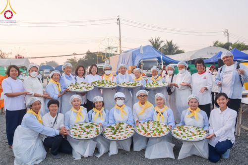 ภาพ No.114569:พิธีถวายภัตตาหารเป็นสังฆทาน แด่คณะพระธรรมยาตรา ปีที่ 12 วันที่ 18 มกราคม พ.ศ. 2567 ณ วัดโบสถ์(บน) บางคูเวียง จ.นนทบุรี