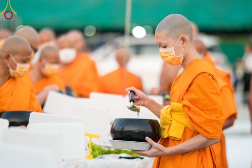 ภาพ No.109268:พิธีถวายภัตตาหารเป็นสังฆทาน แด่คณะพระธรรมยาตราฯ วันที่ 10 มกราคม พ.ศ. 2567 ณ อนุสรณ์สถานคลองบางนางแท่น อ.สามพราน จ.นครปฐม