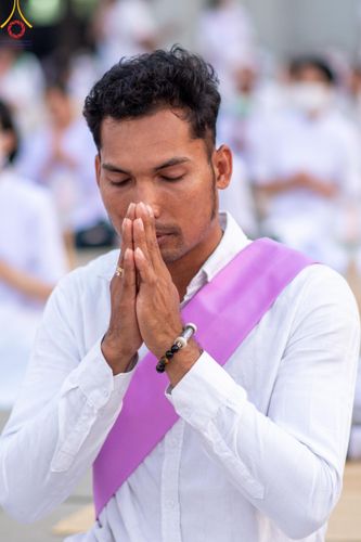 ภาพ No.122063:พิธีจุดประทีปถวายเป็นพุทธบูชา และบูชาธรรมมหาปูชนียาจารย์ พระมงคลเทพมุนี(สด จนฺทสโร) ในโครงการธรรมยาตรา กตัญญูบูชา มหาปูชนียาจารย์ พระมงคลเทพมุนี(สด จนฺทสโร) พระผู้ปราบมาร อนุสรณ์สถาน 7 แห่ง ปีที่ 12 วันที่ 31 มกราคม พ.ศ. 2567 ณ วัดพระธรรมกาย จ.ปทุมธานี