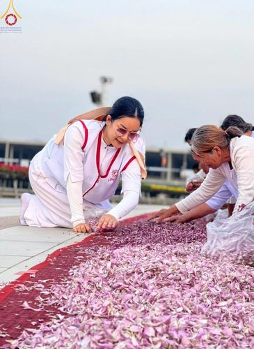 ภาพ No.121435:V.21 ลุยต่อ การเตรียมงาน เก็บงาน การรับบุญของเจ้าหน้าที่หน่วยงานต่างๆ เพื่อโครงการธรรมยาตรา กตัญญูบูชามหาปูชนียาจารย์ พระมงคลเทพมุนี (สด จนฺทสโร) พระผู้ปราบมาร อนุสรณ์สถาน 7 แห่ง ปีที่ 12 ระหว่างวันที่ 2 - 31 มกราคม พ.ศ.2567