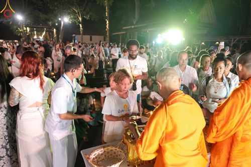 ภาพ No.156592:วัดพุทธบาหลีและวัดพระธรรมกาย จัดปฏิบัติธรรมนานาชาติ 1,151 คนจาก 78 ประเทศ ใน "วันสันติภาพสากล" ณ บาหลี อินโดนีเซีย วันเสาร์ที่ 21 กันยายน พ.ศ. 2567 เวลา 16.00-21.00 น. ณ พิพิธภัณฑ์ ARMA เมืองอูบุด จังหวัดบาหลี ประเทศอินโดนีเซีย