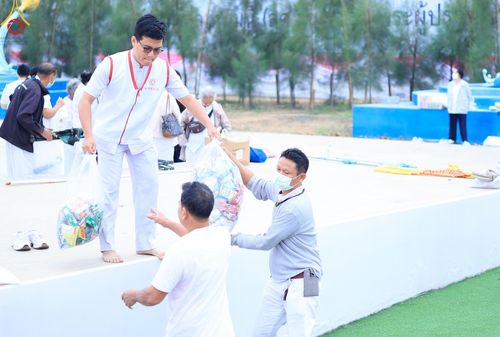 ภาพ No.119600:V.18 ทันทีม การเตรียมงาน เก็บงาน การรับบุญของเจ้าหน้าที่หน่วยงานต่างๆ เพื่อโครงการธรรมยาตรา กตัญญูบูชามหาปูชนียาจารย์ พระมงคลเทพมุนี (สด จนฺทสโร) พระผู้ปราบมาร อนุสรณ์สถาน 7 แห่ง ปีที่ 12 ระหว่างวันที่ 2 - 31 มกราคม พ.ศ.2567