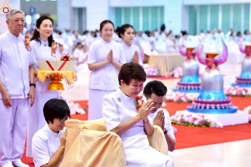 ภาพ No.244140:วันอาทิตย์ที่ 7 กันยายน พ.ศ. 2568 พิธีทอดผ้าป่าสมทบกฐินวัดพระธรรมกาย และสมทบกฐิน 30,000 วัดทั่วไทย ครั้งที่ 2 ณ ห้องแก้วสารพัดนึก 1 วัดพระธรรมกาย