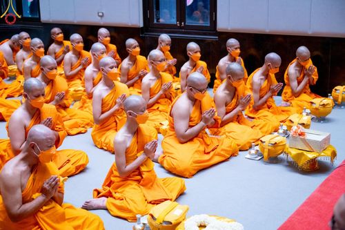 ภาพ No.141546:พิธีบรรพชาอุปสมบท โครงการอุปสมบทหมู่รุ่นผู้บริหาร รุ่นที่ 14 โครงการอุปสมบทหมู่ธรรมทายาท ระดับอุดมศึกษา รุ่นที่ 51 ภาคฤดูฝน ณ โบสถ์พระไตรปิฎก วัดพระธรรมกาย ในวันเสาร์ที่ 15 มิถุนายน พ.ศ. 2567