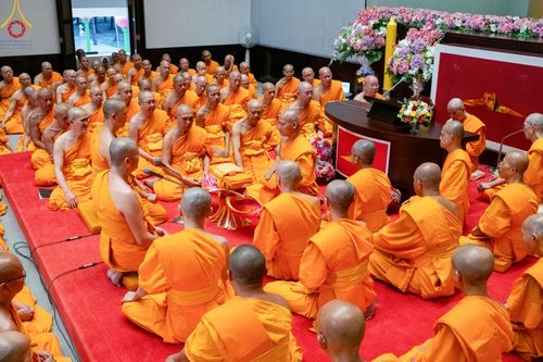 ภาพ No.167915:พิธีทอดกฐิน และ พิธีกรานกฐิน ในวันอาทิตย์ที่ 3 พฤศจิกายน พ.ศ. 2567 ณ วัดพระธรรมกาย จ.ปทุมธานี