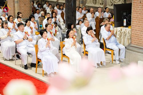 ภาพ No.329711:วันที่ 16 พฤษภาคม พ.ศ.2569 พิธีประดิษฐานพระประธาน และบรรจุพระบรมสารีริกธาตุ เนเธอร์เเลนด์
