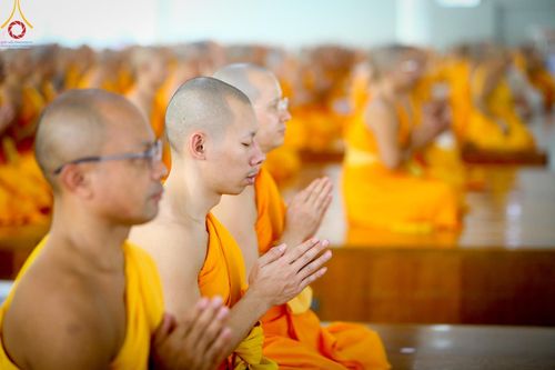 ภาพ No.143295:พิธีถวายภัตตาหารเพื่อเป็นกำลังแห่งการเข้าถึงธรรม ของพระภิกษุสามเณร วัดพระธรรมกาย วันเสาร์ที่ 6 กรกฏาคม พ.ศ. 2567 ณ หอฉันคุณยายอาจารย์ วัดพระธรรมกาย จ.ปทุมธานี