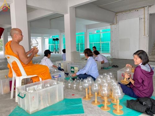 ภาพ No.120961:V.20 เป็นปลื้ม การเตรียมงาน เก็บงาน การรับบุญของเจ้าหน้าที่หน่วยงานต่างๆ เพื่อโครงการธรรมยาตรา กตัญญูบูชา มหาปูชนียาจารย์ พระมงคลเทพมุนี (สด จนฺทสโร) พระผู้ปราบมาร อนุสรณ์สถาน 7 แห่ง ปีที่ 12 ระหว่างวันที่ 2 - 31 มกราคม พ.ศ.2567