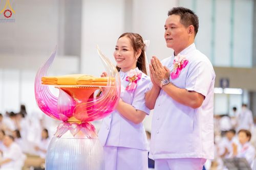 ภาพ No.154613:พิธีทอดผ้าป่าสมทบกฐินวัดพระธรรมกาย และสมทบกฐิน 30,000 วัดทั่วไทย ครั้งที่ 2 ณ สภาธรรมกายสากล วัดพระธรรมกาย วันอังคารที่ 17 กันยายน พ.ศ. 2567