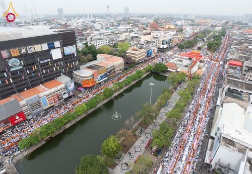 ภาพ No.210391:วันอาทิตย์ที่ 9 มีนาคม พ.ศ. 2568 พ่อเมืองโคราชจัดตักบาตรพระหมื่น ทำบุญเมือง 557 ปี